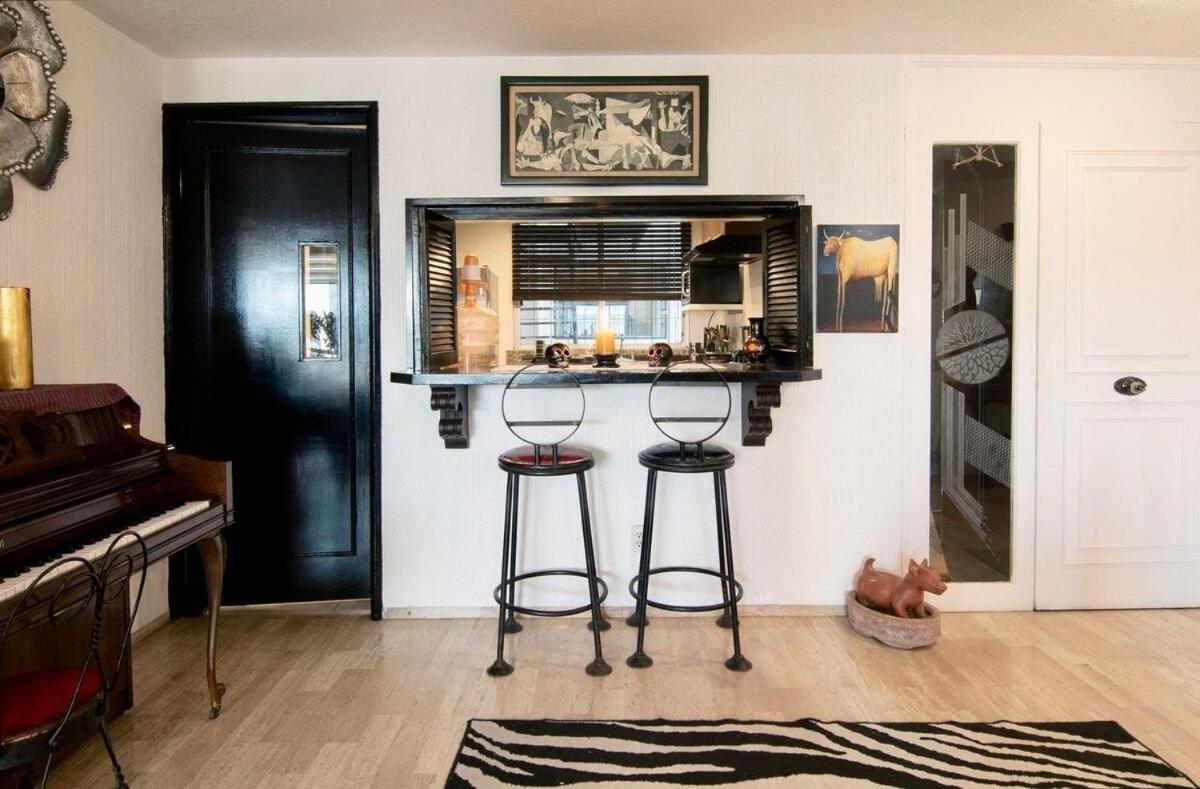 Eclectic Jungle: 4 Bedrooms In Beautifull Polanco Мехико Экстерьер фото
